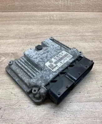 Skoda Octavia Mk2 (1Z) Engine control unit/module ECU 03G906021LB 0281013238 Used