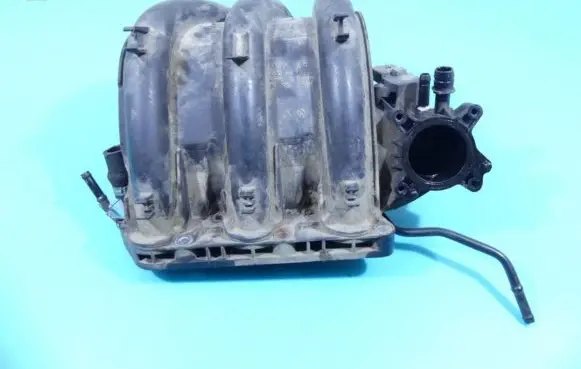 Volkswagen Fox Intake manifold 03D906051 IMPRK1330226