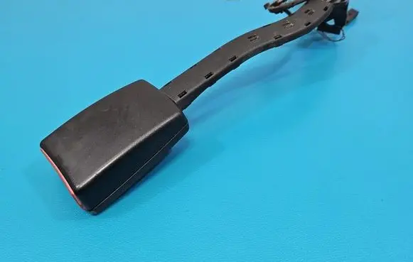 Seat Leon (1P) Front seatbelt 5P0857755F IMPRK1553759
