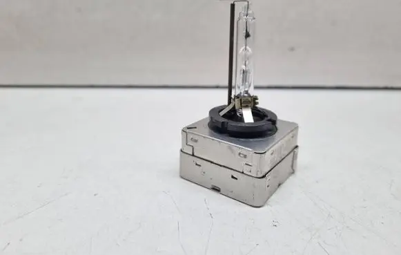 Audi A4 S4 B8 8K Xenon bulb 