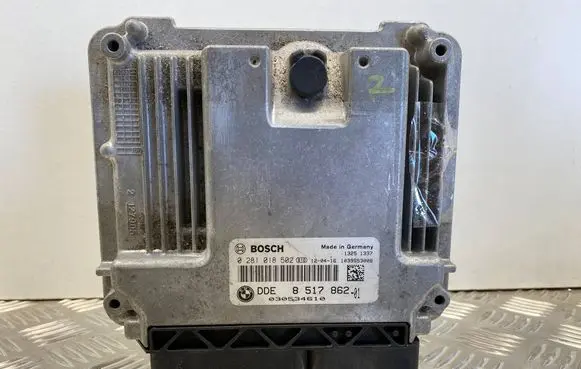 BMW 3 F30 F35 F31 Engine control unit/module 8517862 0281018502