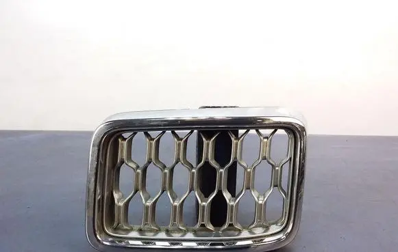 Jeep Grand Cherokee Front grill 5ZV07TRMAA