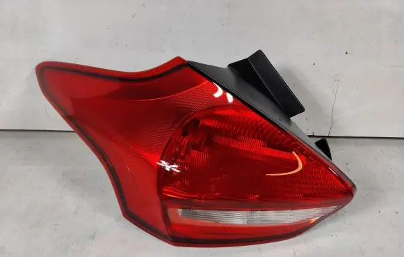 Ford Focus Rear/tail lights F1EB13485CF
