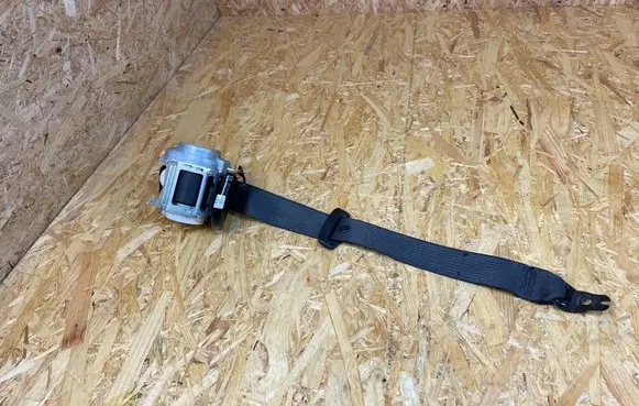 Opel Astra K Rear seatbelt 34195019 34230836A