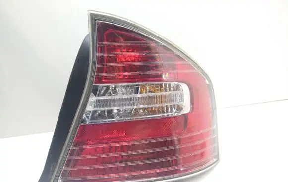 Subaru Legacy Rear/tail lights 22020806 8721F00