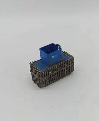 Opel Zafira B Glow plug pre-heat relay 55353011 51299014B