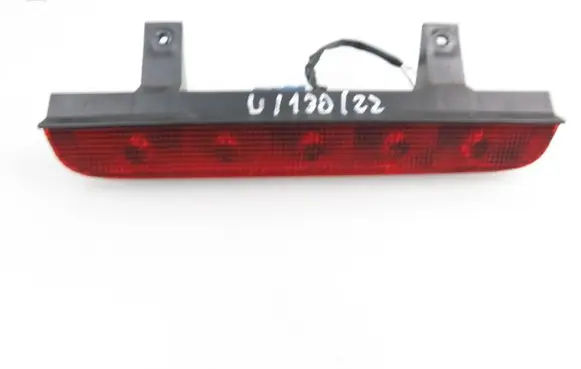 Suzuki Ignis Third/center stoplight 