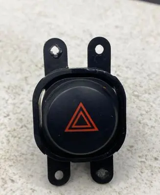 Nissan Pathfinder R51 Hazard light switch 06019
