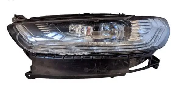Ford Mondeo MK V Headlight/headlamp ES7313D155AF 89910196