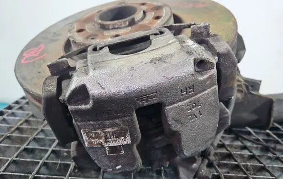Peugeot 3008 II Front brake caliper IMPRK1498199