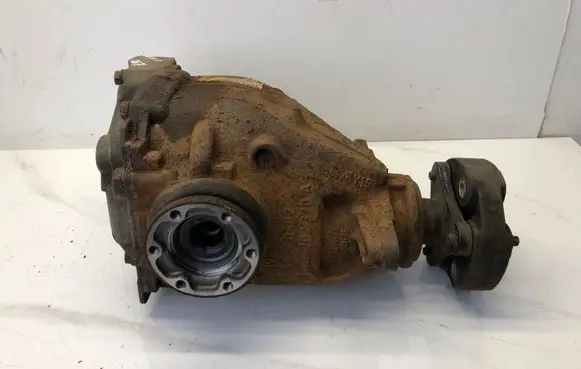 BMW 3 E92 E93 Rear differential 756622501 8908091046000