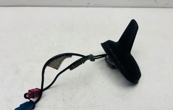 Volkswagen Touran I Aerial GPS antenna 1K0035507A