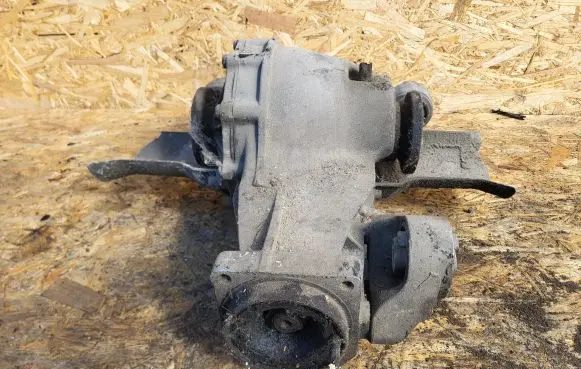 Rear differential