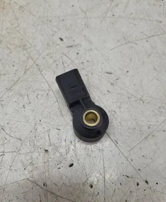 Audi A3 S3 8P Coolant temperature sensor 030905377C