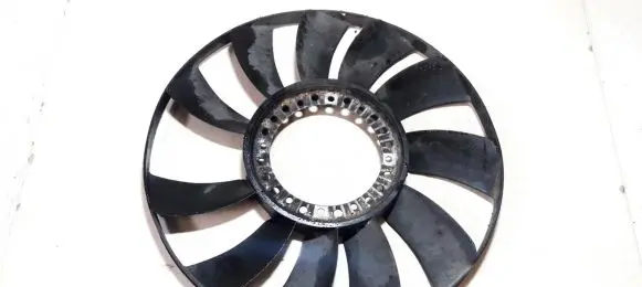 Volkswagen PASSAT B5.5 Fan impeller 058121301B