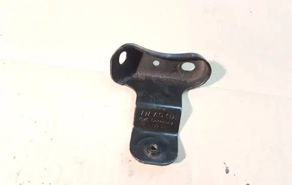 Audi A3 S3 A3 Sportback 8P Other engine bay part 1K0199588