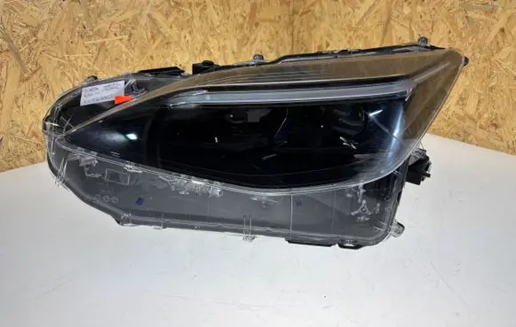 Toyota Yaris Cross Headlight/headlamp K2T6770