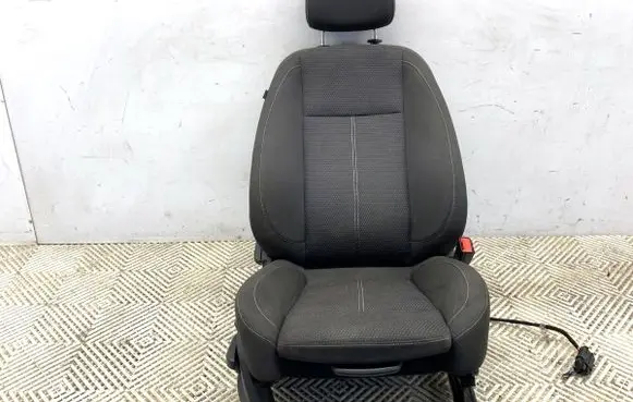 Opel Zafira C Front passenger seat 