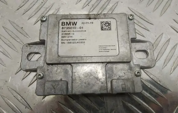 BMW M4 F82 F83 Antenna control unit 8735010 873501001