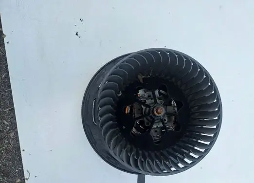 BMW 1 E81 E87 Heater fan/blower 6933663 64116933663