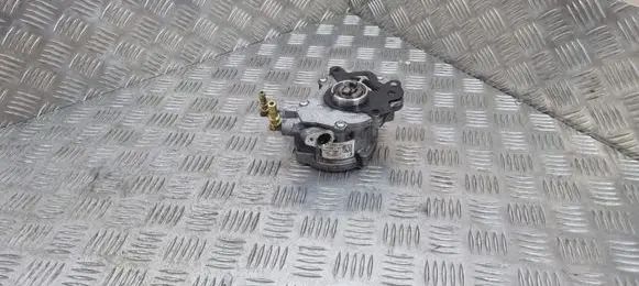 Vacuum pump