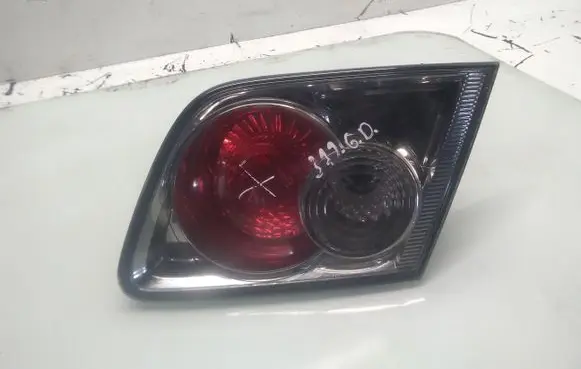 Mazda 6 Tailgate rear/tail lights