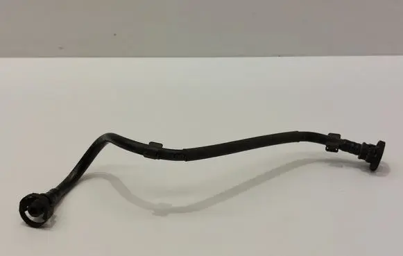 Volkswagen PASSAT B6 Vacuum line/pipe/hose 06J133518F