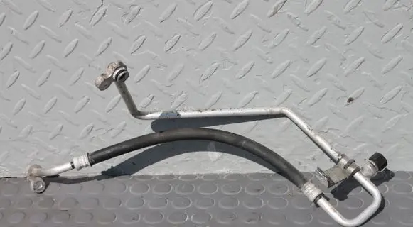 Suzuki Vitara (LY) Air conditioning (A/C) pipe/hose