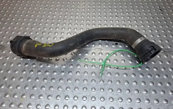 BMW 1 F20 F21 Engine coolant pipe/hose S26371729 7812525
