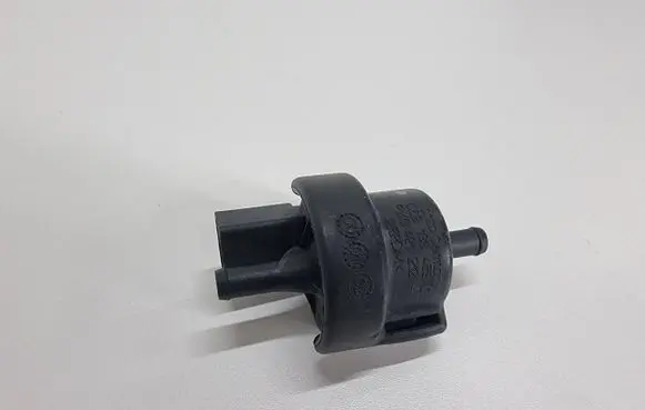 Audi A6 S6 C5 4B Valve vacuum 06B133459D PX04212124