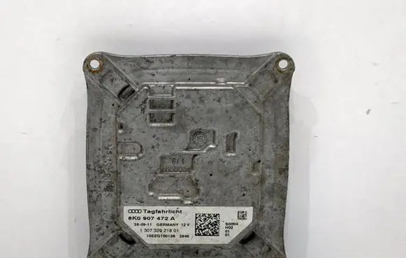 Audi A4 S4 B8 8K Voltage converter/converter module 8K0907472A