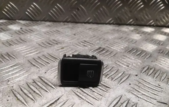 Mercedes-Benz CLA C117 X117 W117 Electric window control switch 2049058102 A2049058102