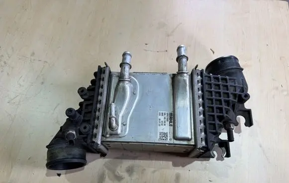 Volkswagen Crafter Intercooler radiator 04L145749M