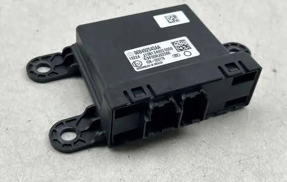 Dodge Charger Gateway control module 068492545AA J10B1349200000 F00HJ02588