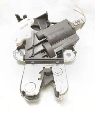 Audi A4 S4 B7 8E 8H Tailgate/trunk/boot lock/catch/latch 4F5827505D
