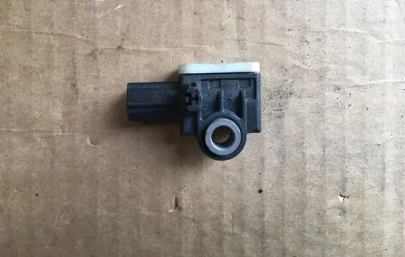 Ford Focus Airbag deployment crash/impact sensor AM5T14B342AA