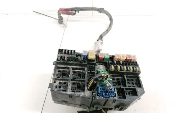 Ford Mondeo Mk III Fuse box set 1S7T12A522 1S7T-12A522HM