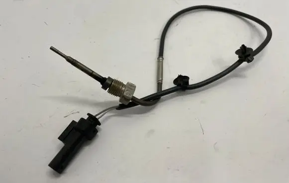 Opel Astra J Exhaust gas temperature sensor 55489548
