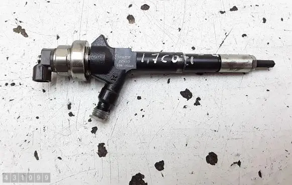 Opel Mokka Fuel injector 55567729
