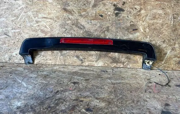 Volvo V70 Tailgate/trunk spoiler