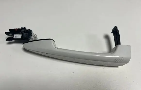 BMW X1 F48 F49 Front door exterior handle 7422105 51217422105
