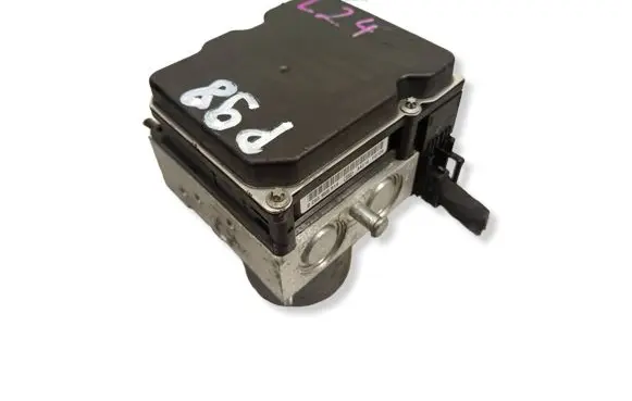 Hyundai Santa Fe ABS Pump 589102B860