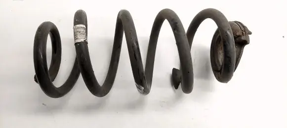 BMW 2 F46 Rear coil spring