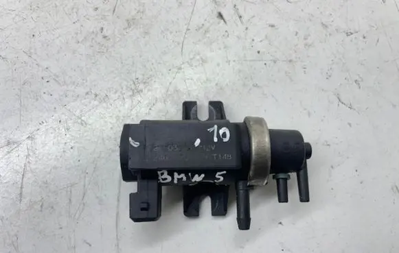 BMW 5 E39 Turbo solenoid valve 72190323