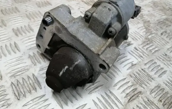 Peugeot RCZ Starter motor V764559480 M000T32272