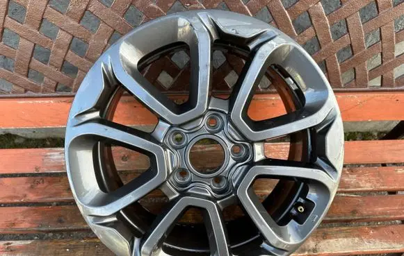 Fiat 500X R16 alloy rim 