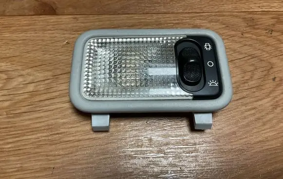 Peugeot Partner Rear seat light 9610095677