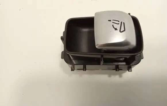 Mercedes-Benz GLC C253 Seat control switch A2059056511 172619051