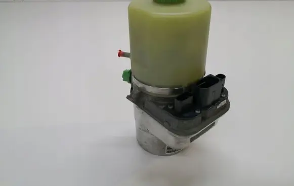 Volkswagen Polo V 6R Power steering pump 6R0423156