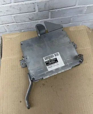Toyota Prius (XW20) Engine control unit/module 8966147120